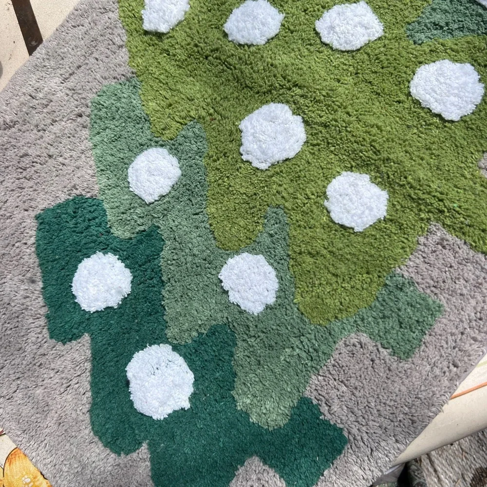 Christmas Tree Bath Mat Very Thick Very Soft!! Brand New